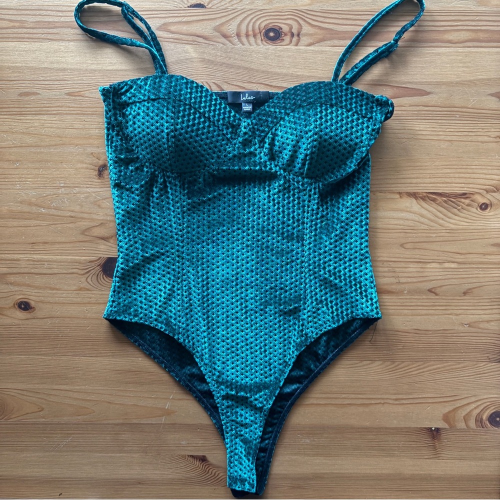 Lulu's Emerald Green Textured Bodysuit, L